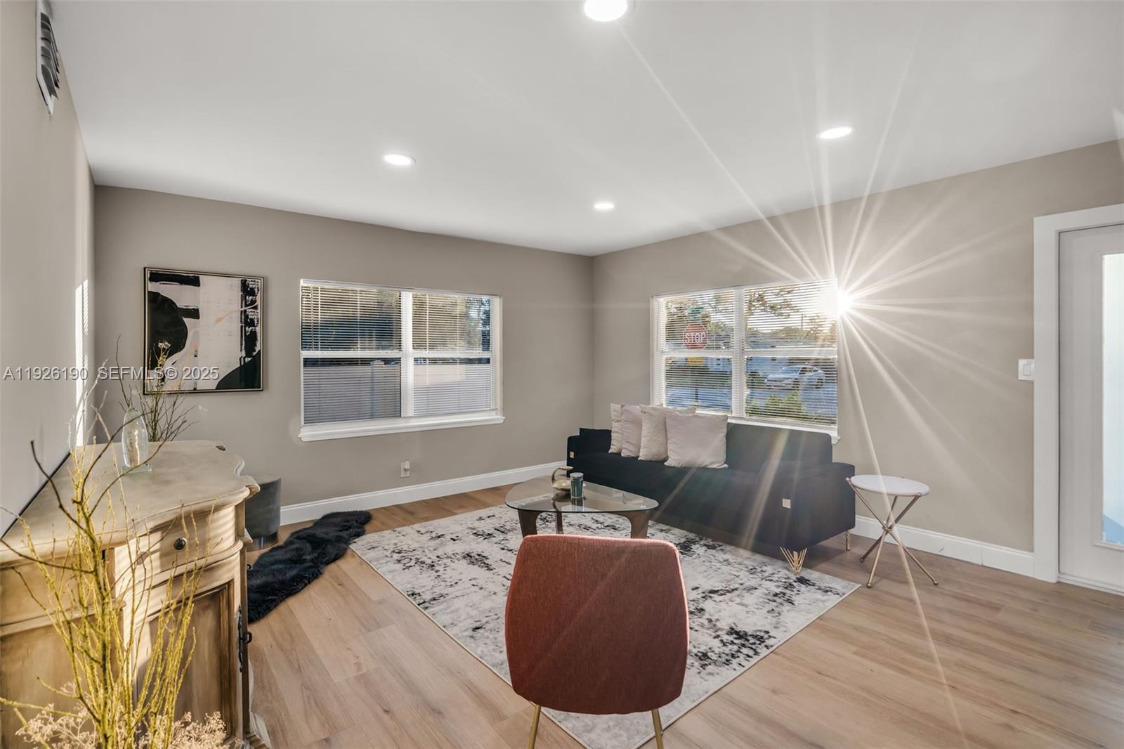 1100 3 / 2 1258 кв.футов $ 2025-12-05 0 Фото