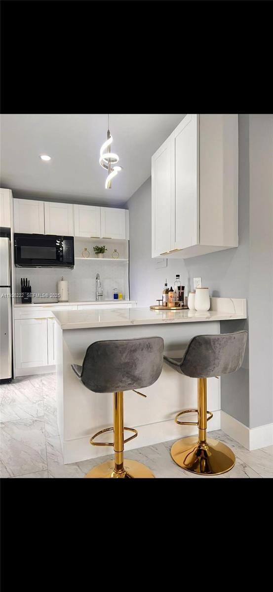 See details / sq. ft. $ 2025-12-05 0 Photo