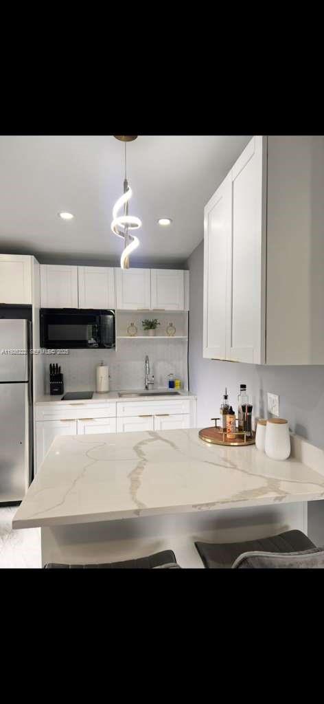 See details / sq. ft. $ 2025-12-05 0 Photo