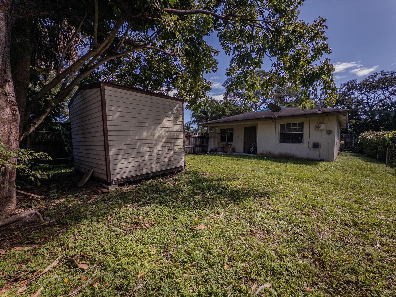 Ver detalles 1403 2 / 1 911 sq. ft. $ 2026-06-22 0 foto