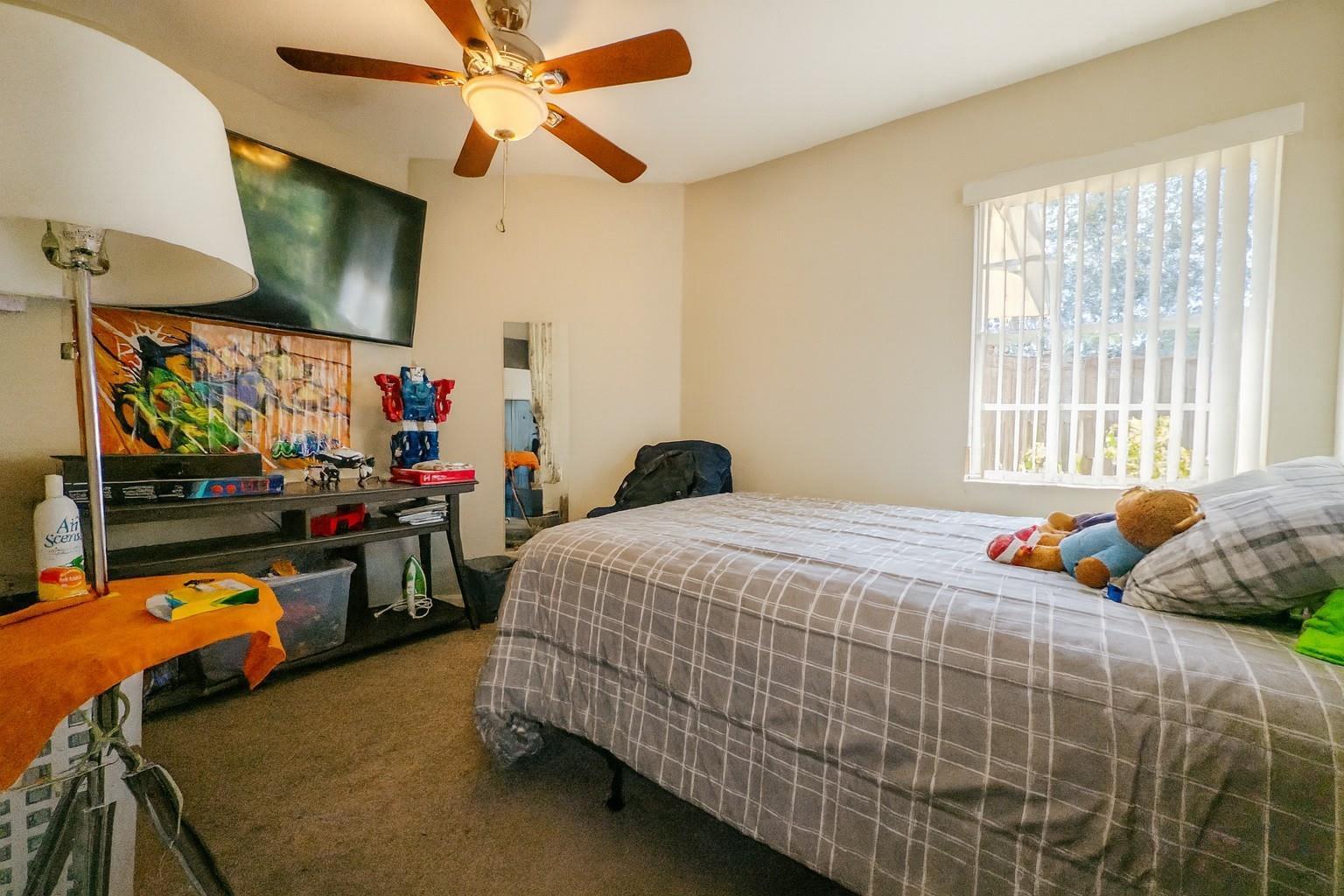 Ver detalles 1403 2 / 1 911 sq. ft. $ 2026-06-22 0 foto