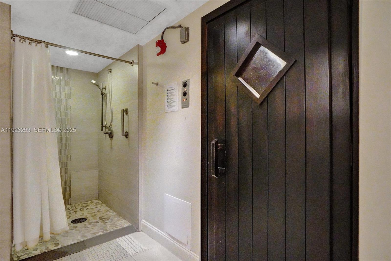 Photo of 3201 183rd St  #704, Aventura, Florida, 33160 - 