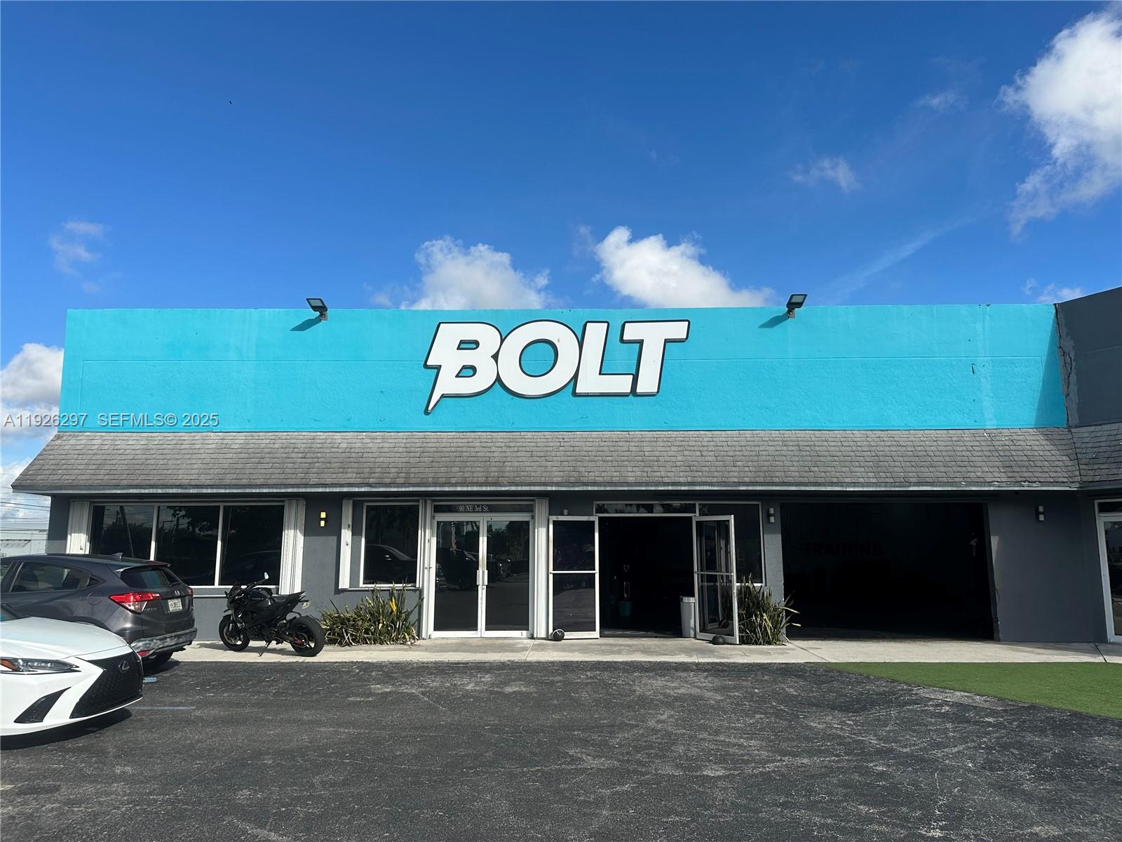   /   sq. ft. $ 2025-12-05 0 Photo