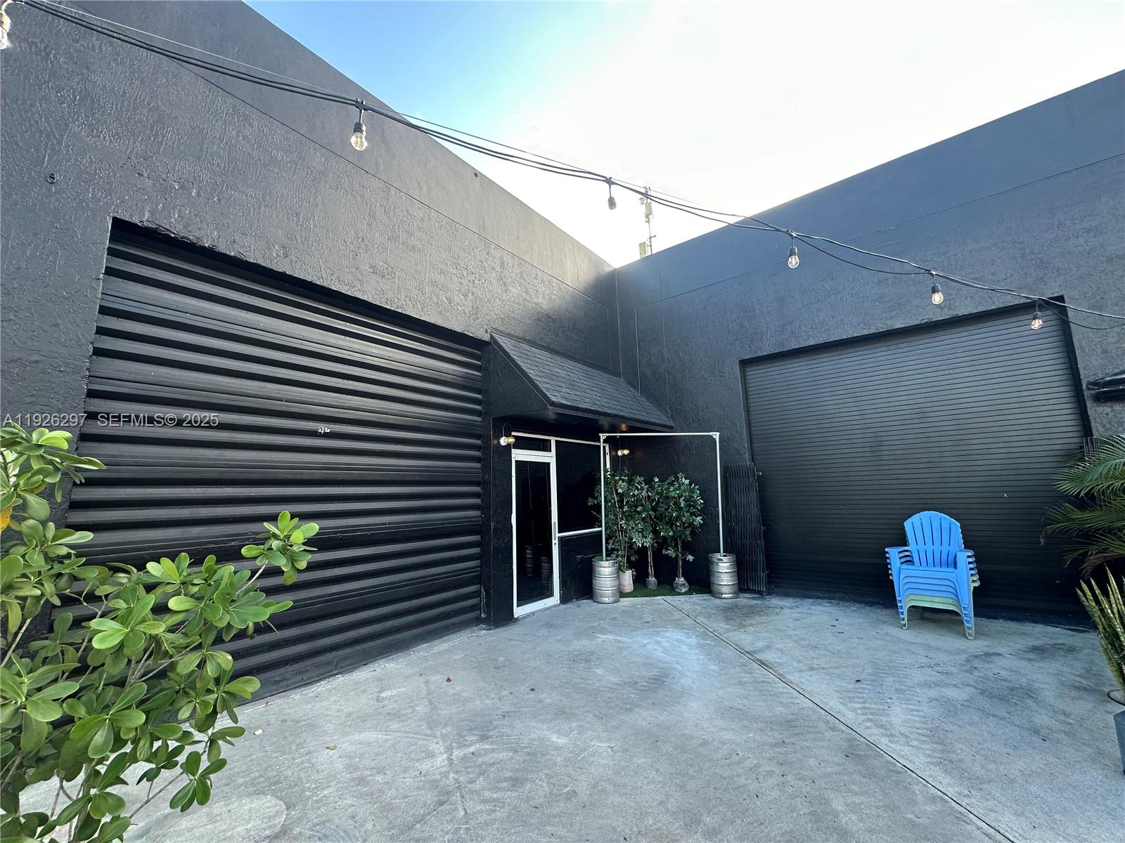   /   sq. ft. $ 2025-12-05 0 Photo