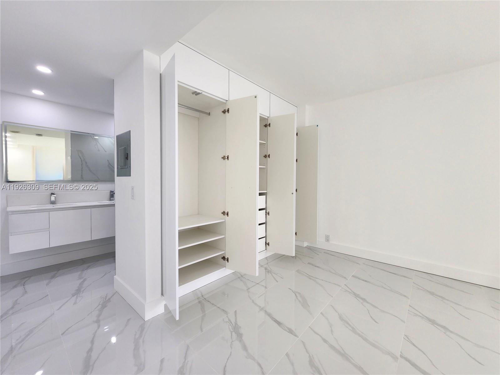 Photo of 3505 Ocean Dr #716, Hollywood, Florida, 33019 -