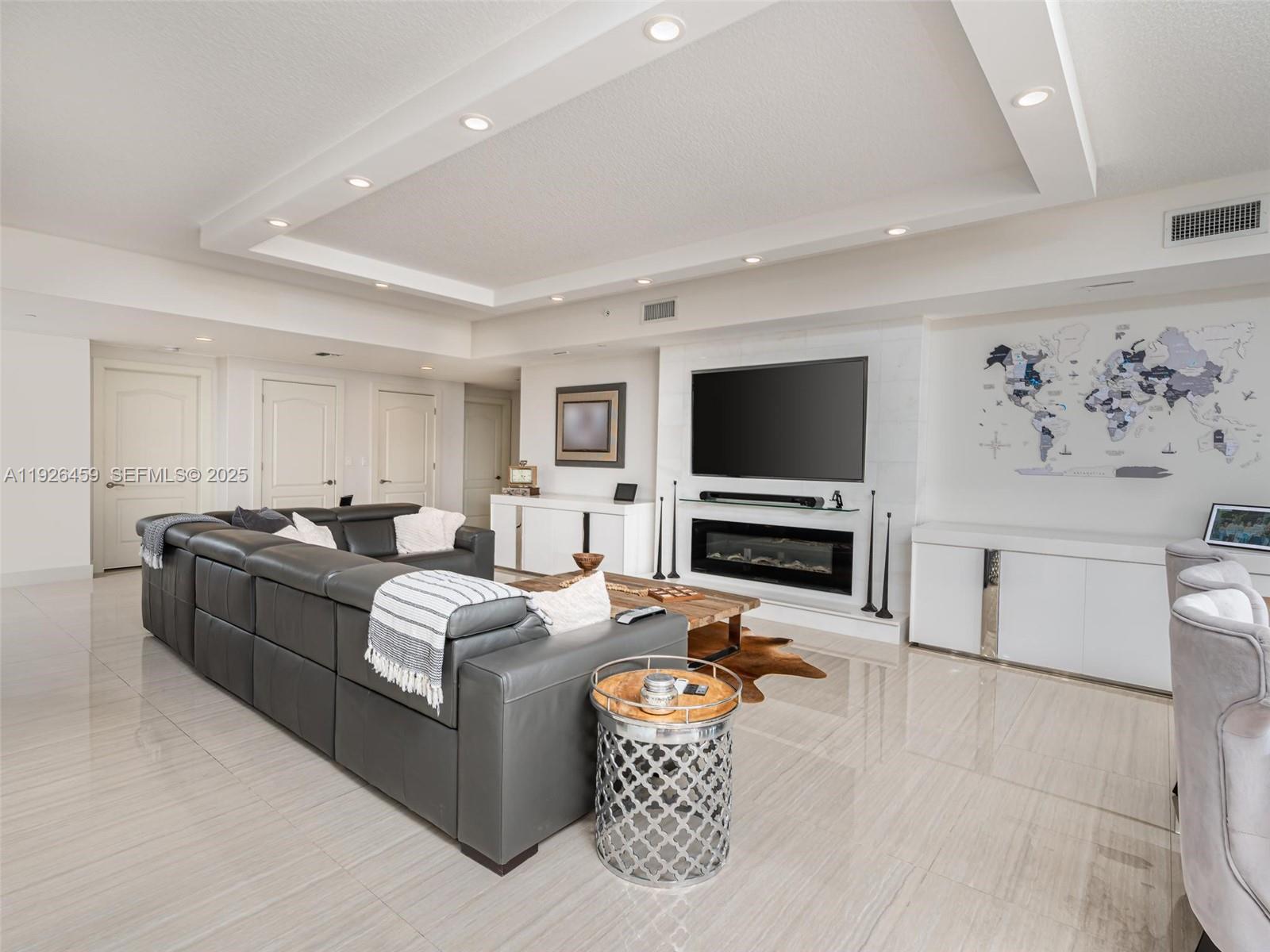 Photo of 3415 Ocean Drive  #605, Hollywood, Florida, 33019 - 