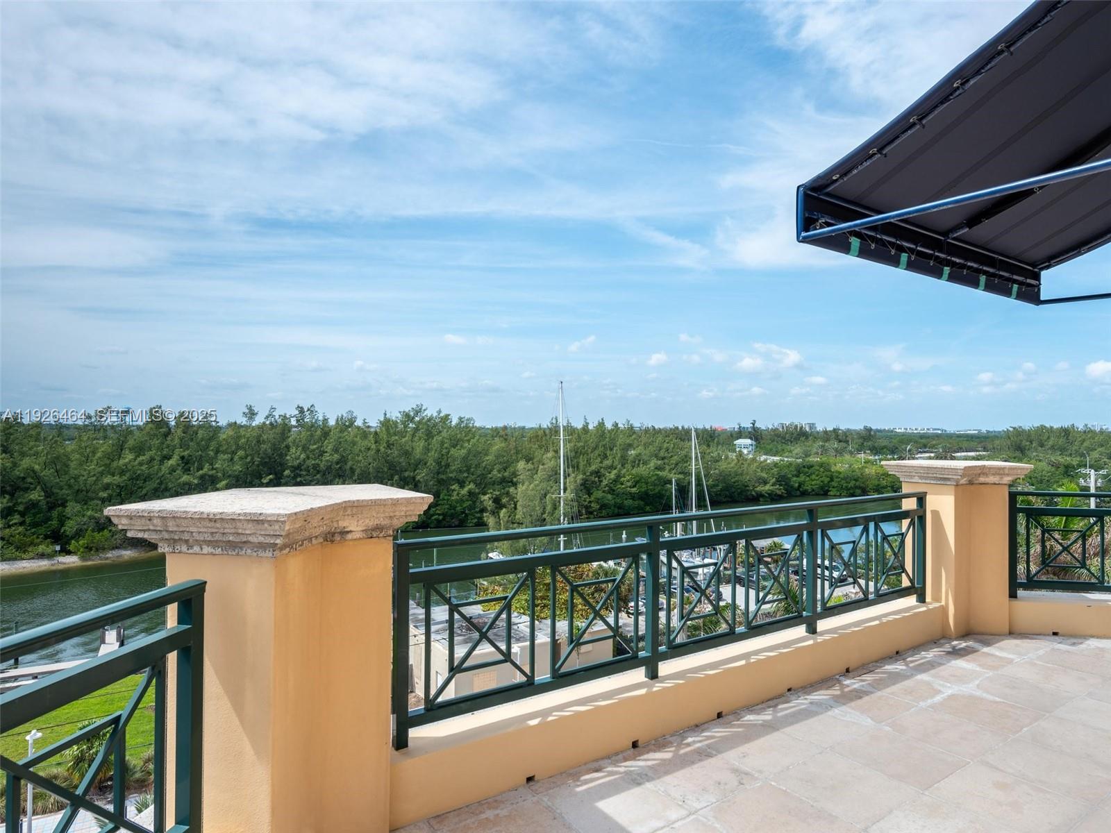 Photo of 3415 Ocean Drive #605, Hollywood, Florida, 33019 -