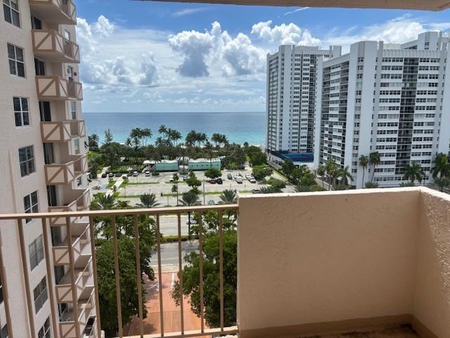 Photo of 1865 Ocean #11N, Hallandale Beach, Florida, 33009 - Photo 2