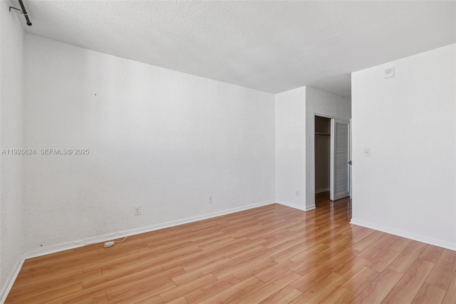 Photo of 19390 Collins Ave #1602, Sunny Isles Beach, Florida, 33160 -