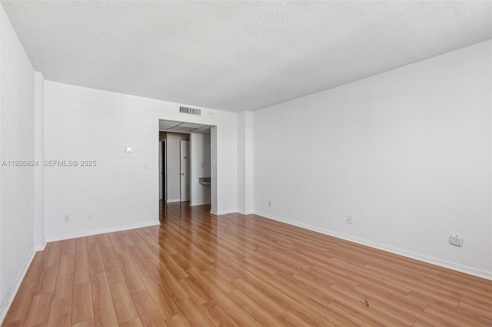 Photo of 19390 Collins Ave #1602, Sunny Isles Beach, Florida, 33160 -