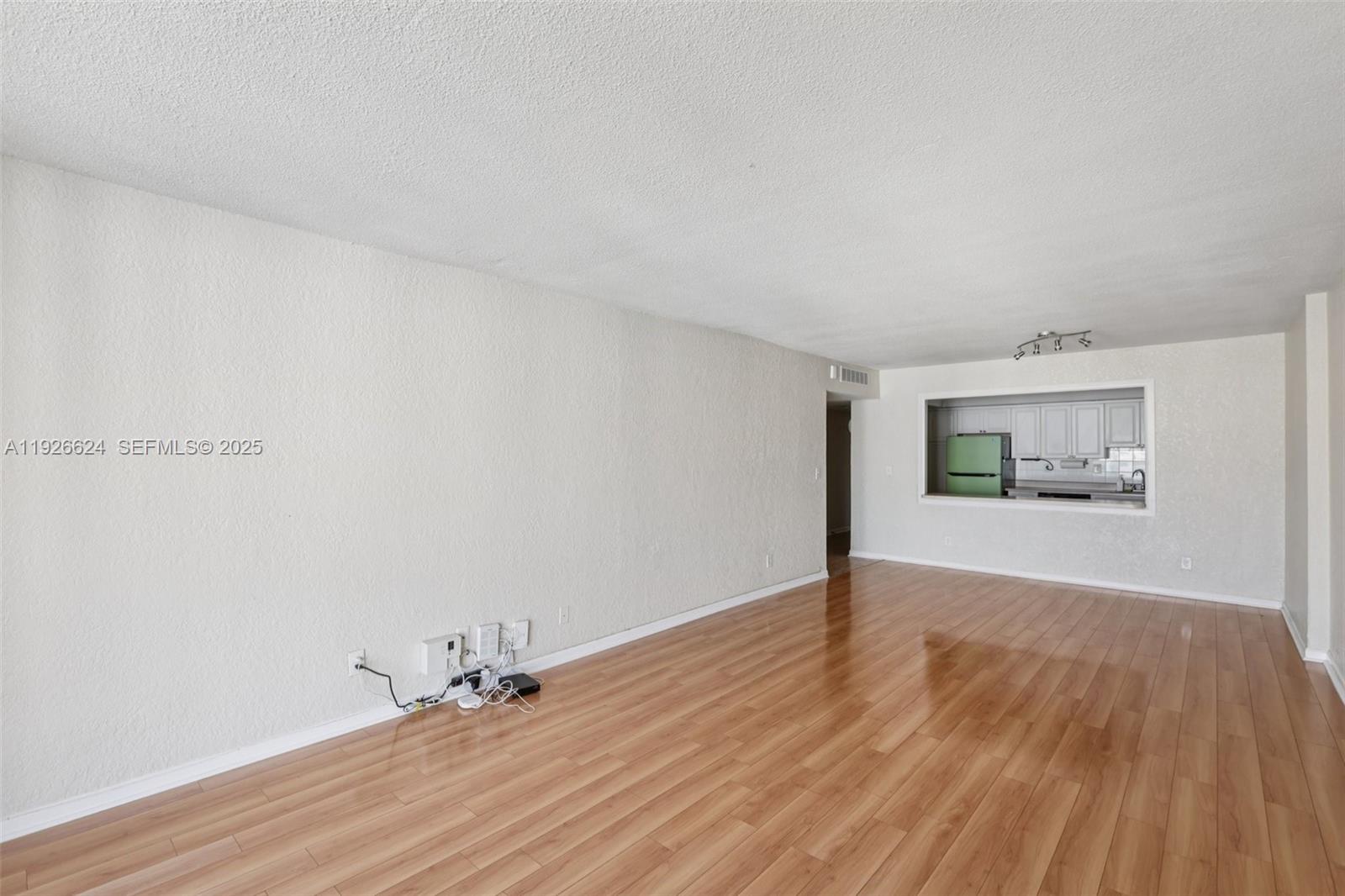 Photo of 19390 Collins Ave #1602, Sunny Isles Beach, Florida, 33160 -