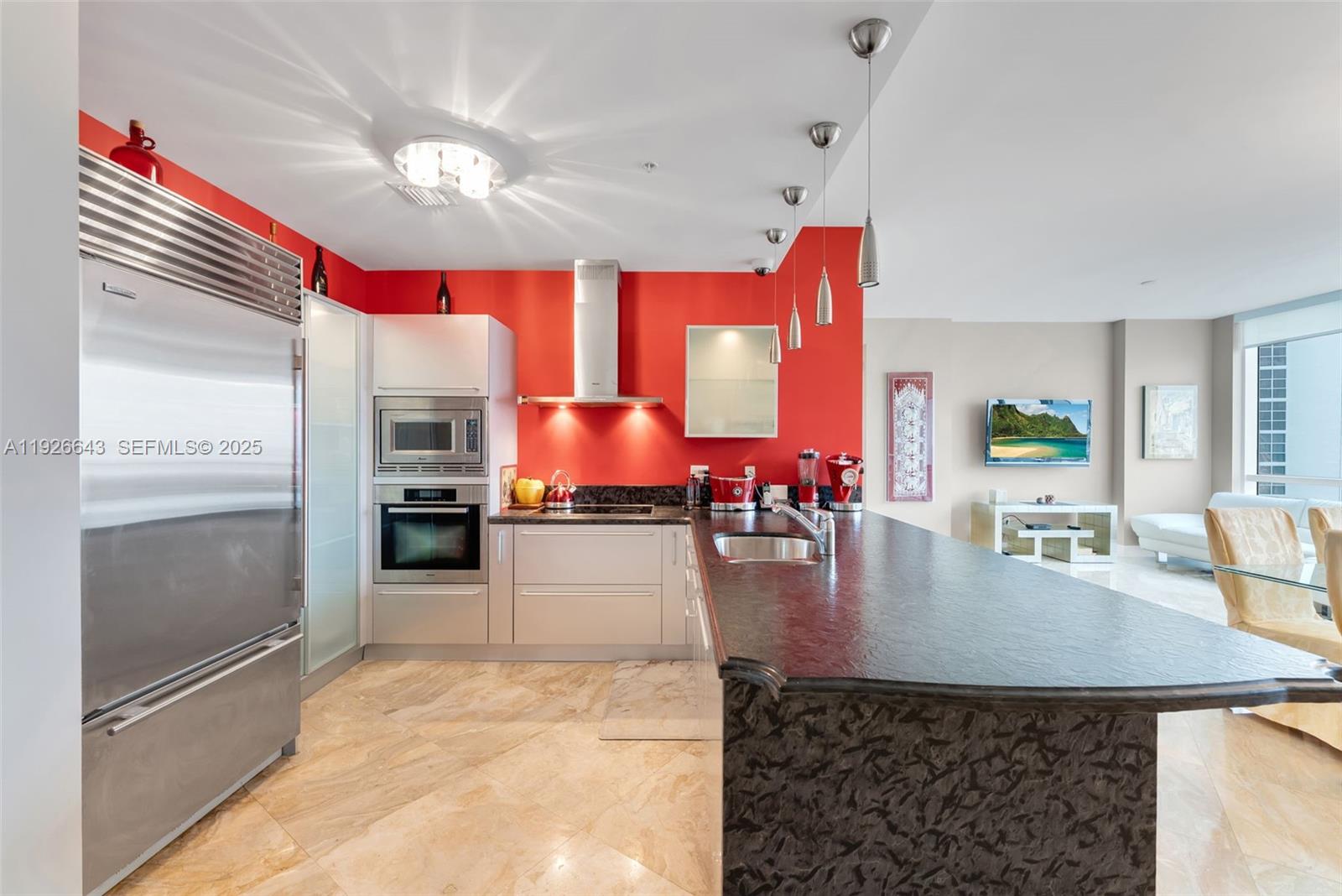 3907 2 / 2 1577 кв.футов $ 2025-12-07 0 Фото