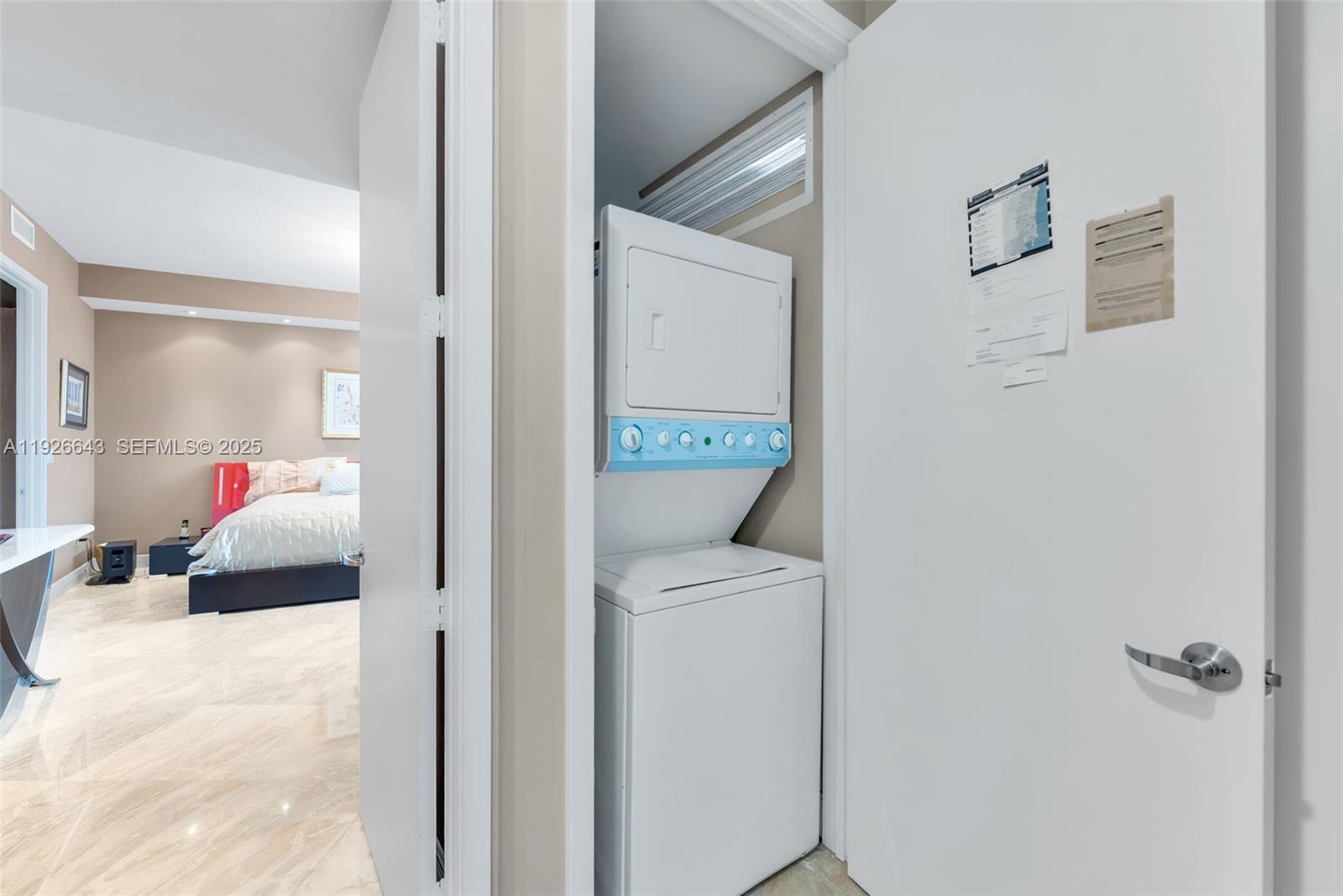 3907 2 / 2 1577 кв.футов $ 2025-12-07 0 Фото