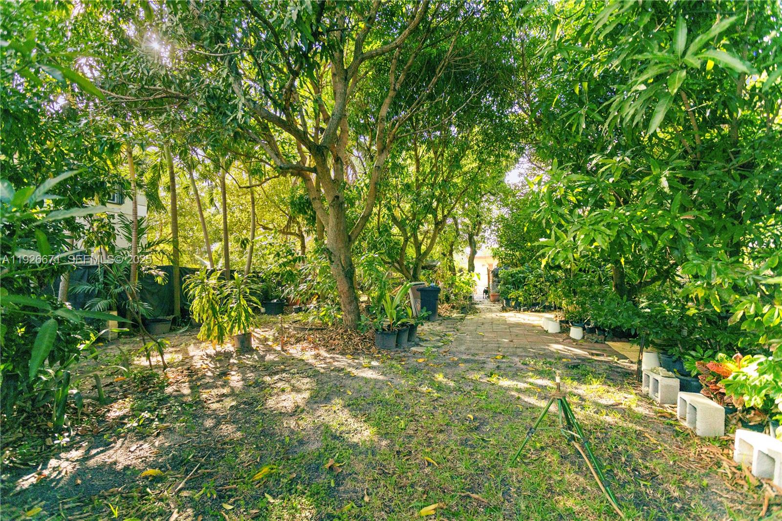 Ver detalles / sq. ft. $ 2025-12-07 0 foto