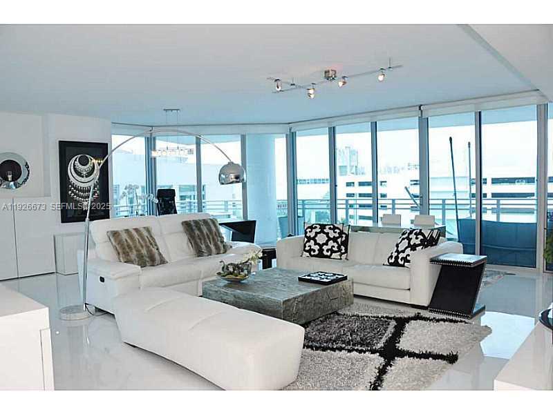 Photo of 3535 OCEAN DR #705, Hollywood, Florida, 33019 - Den/Family/Great Room