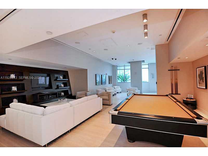 Photo of 3535 OCEAN DR #705, Hollywood, Florida, 33019 - Social Room