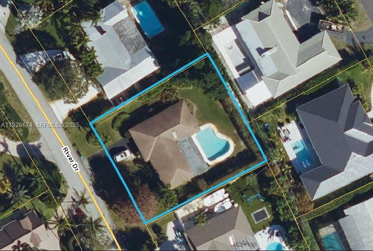 See details / sq. ft. $ 2025-12-07 0 Photo