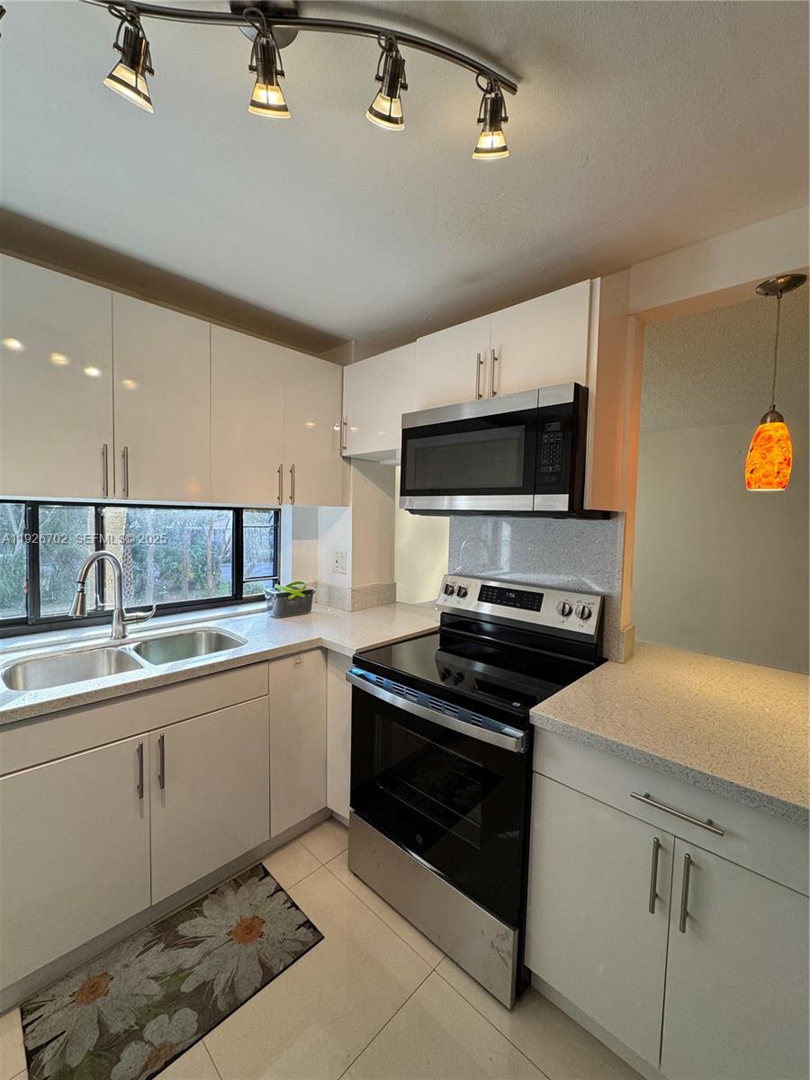 Photo of 17021 Bay Rd #226, Sunny Isles Beach, Florida, 33160 -