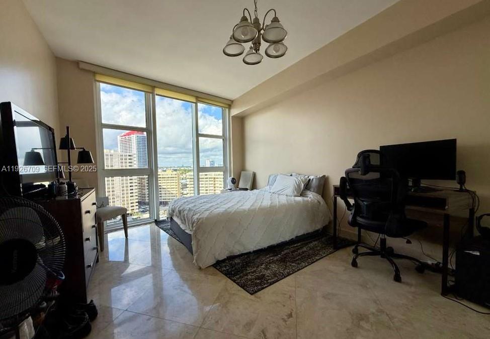 1405 2 / 2 1782 sq. ft. $ 2025-12-07 0 foto