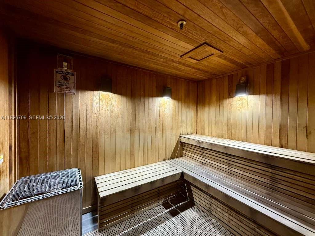 Ver detalles 1405 2 / 2 1782 sq. ft. $ 2026-07-13 0 foto