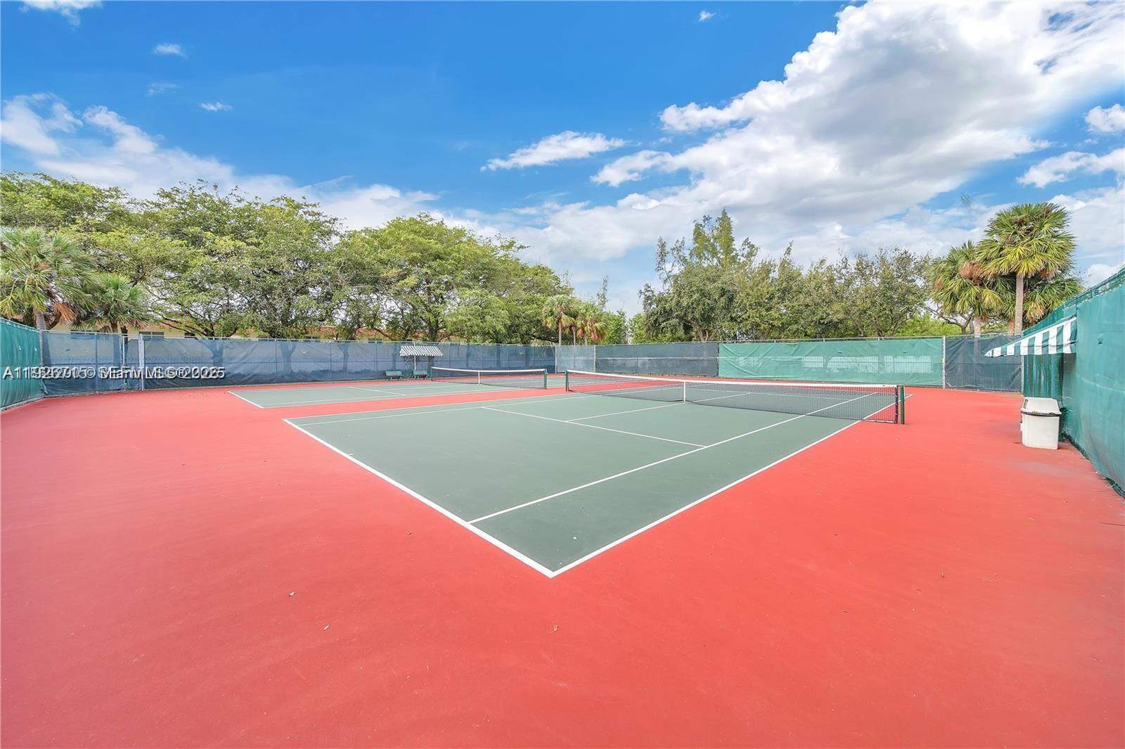 Photo of 1450 Weeping Willow Way  (1450), Hollywood, Florida, 33019 - 