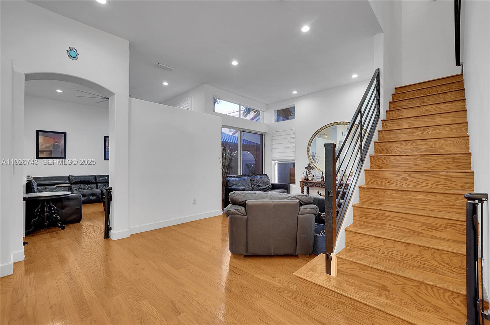 Photo of 1135 Satinleaf St (1135), Hollywood, Florida, 33019 -