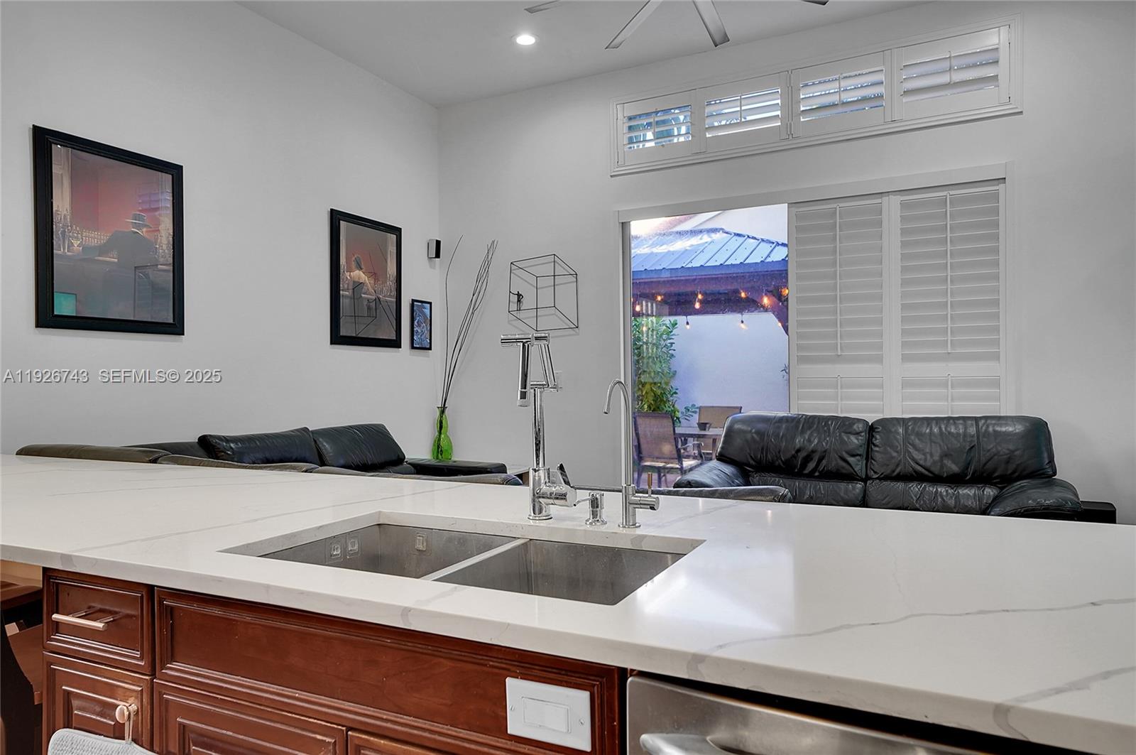 Photo of 1135 Satinleaf St (1135), Hollywood, Florida, 33019 -