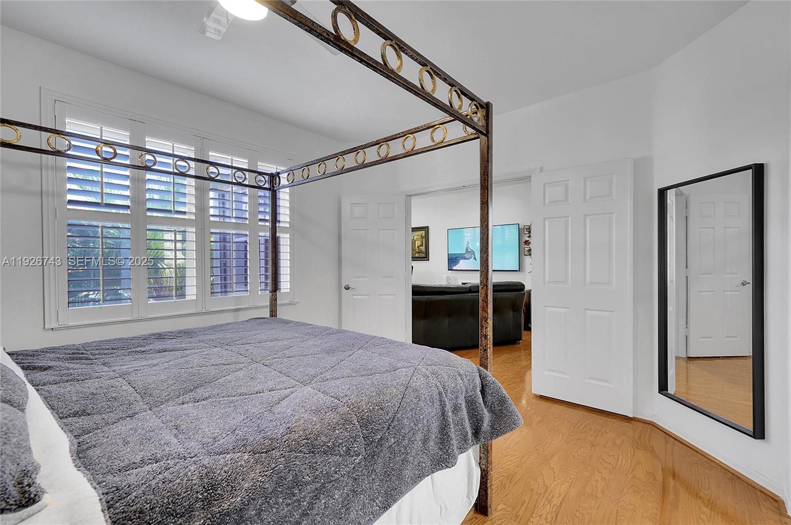 Photo of 1135 Satinleaf St (1135), Hollywood, Florida, 33019 -