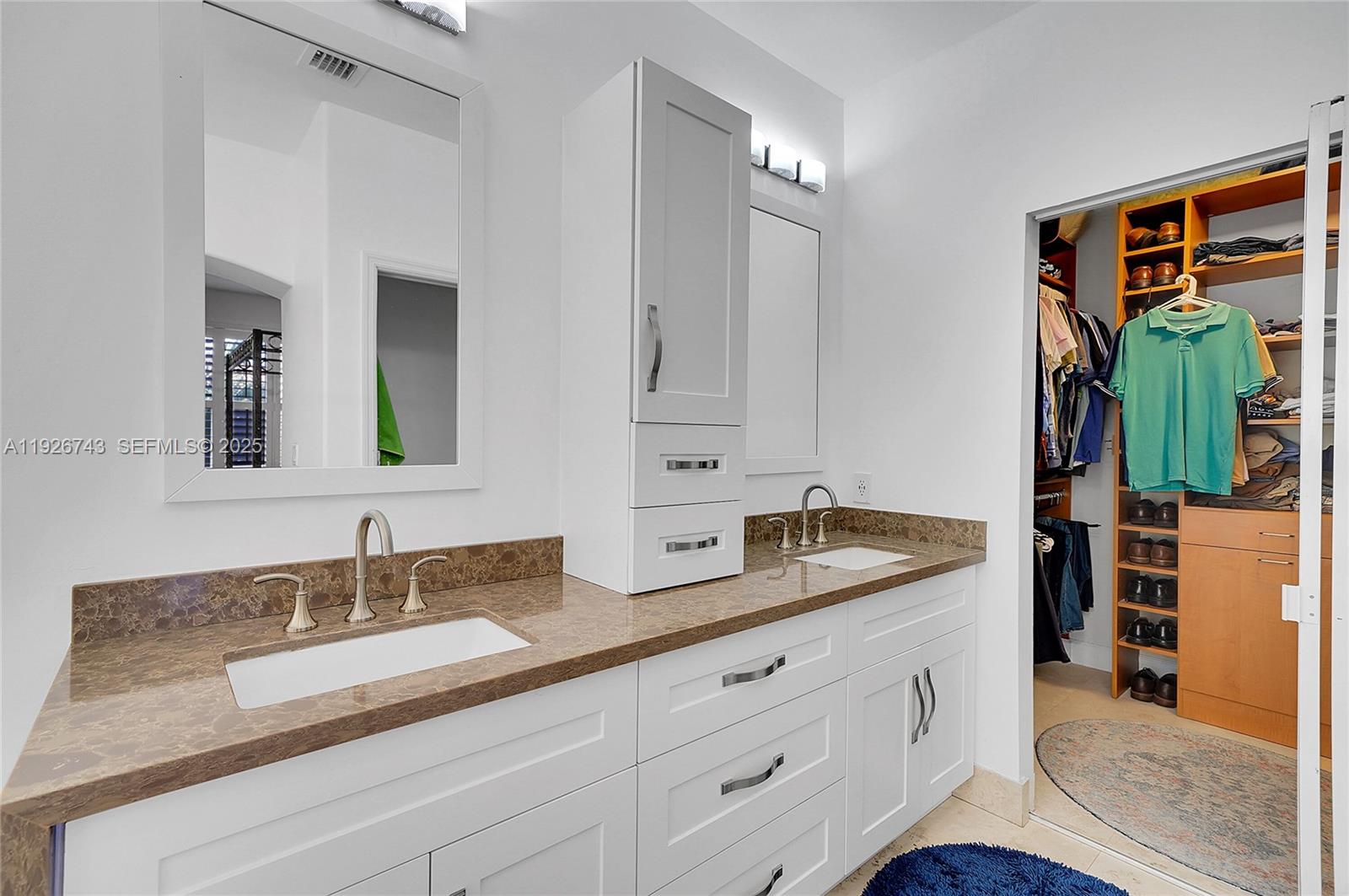 Photo of 1135 Satinleaf St (1135), Hollywood, Florida, 33019 -