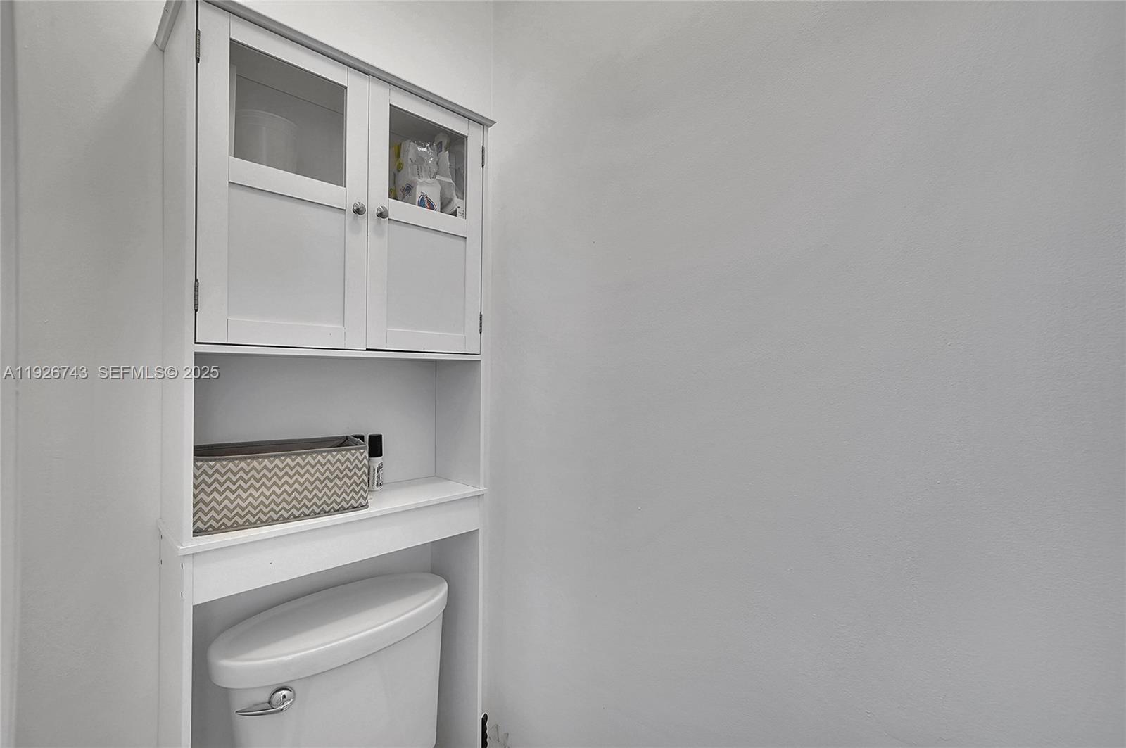 Photo of 1135 Satinleaf St (1135), Hollywood, Florida, 33019 -