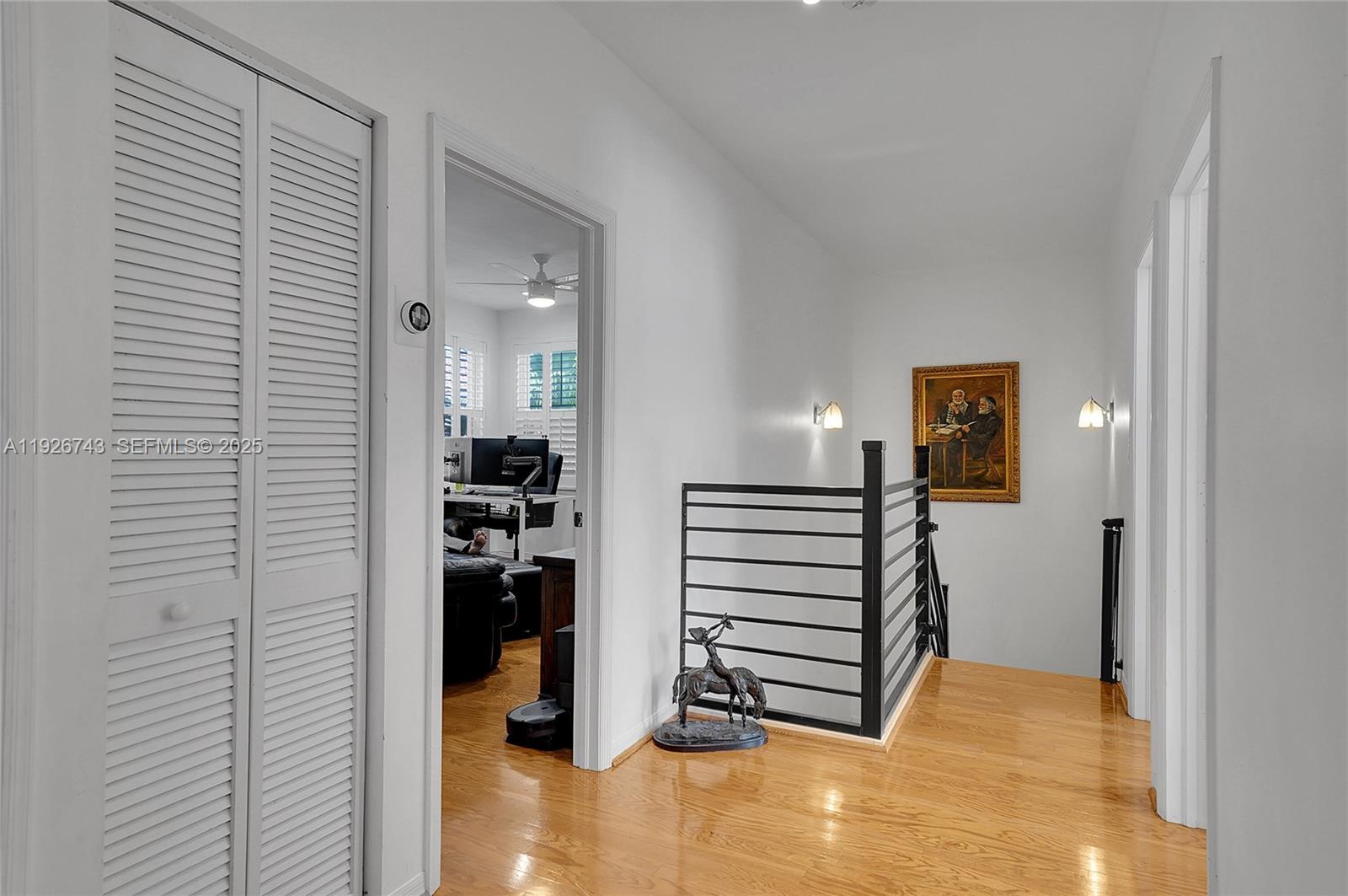 Photo of 1135 Satinleaf St (1135), Hollywood, Florida, 33019 -