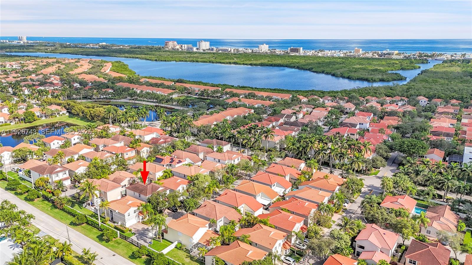 Photo of 1135 Satinleaf St (1135), Hollywood, Florida, 33019 -