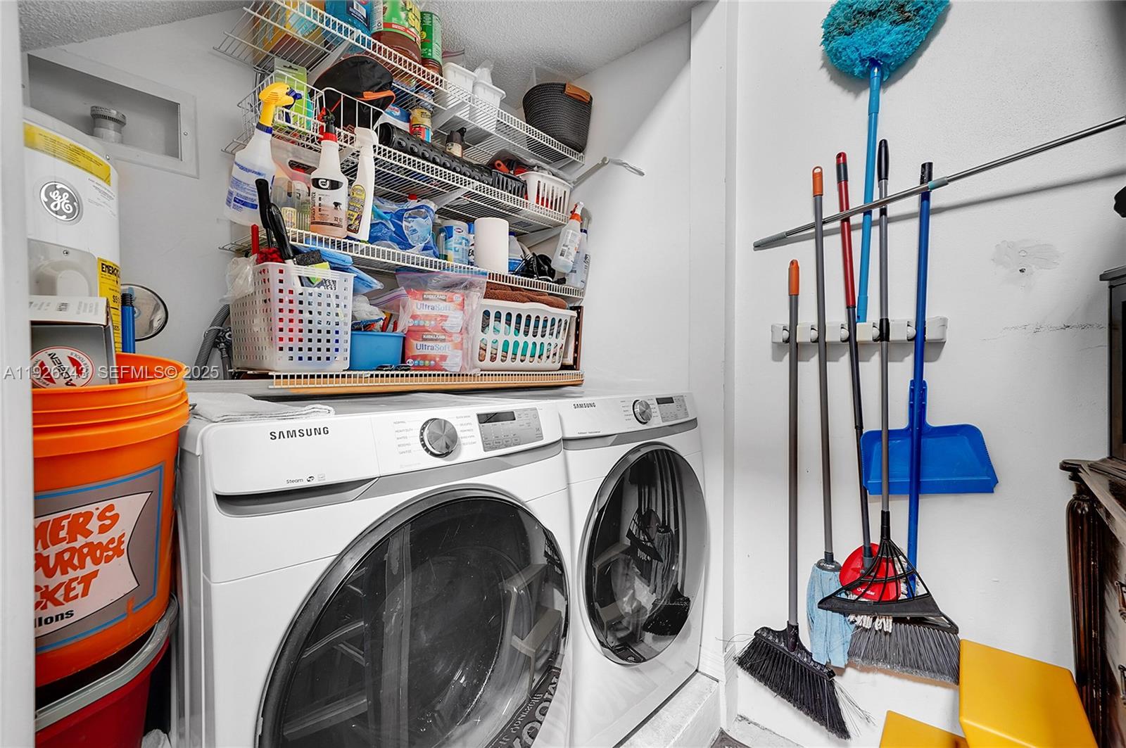 Photo of 1135 Satinleaf St (1135), Hollywood, Florida, 33019 -