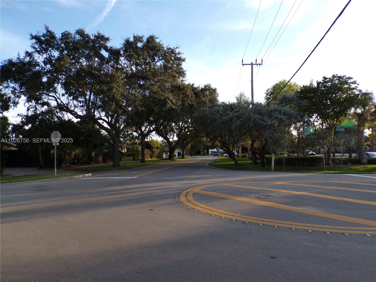   /   sq. ft. $ 2025-12-08 0 foto