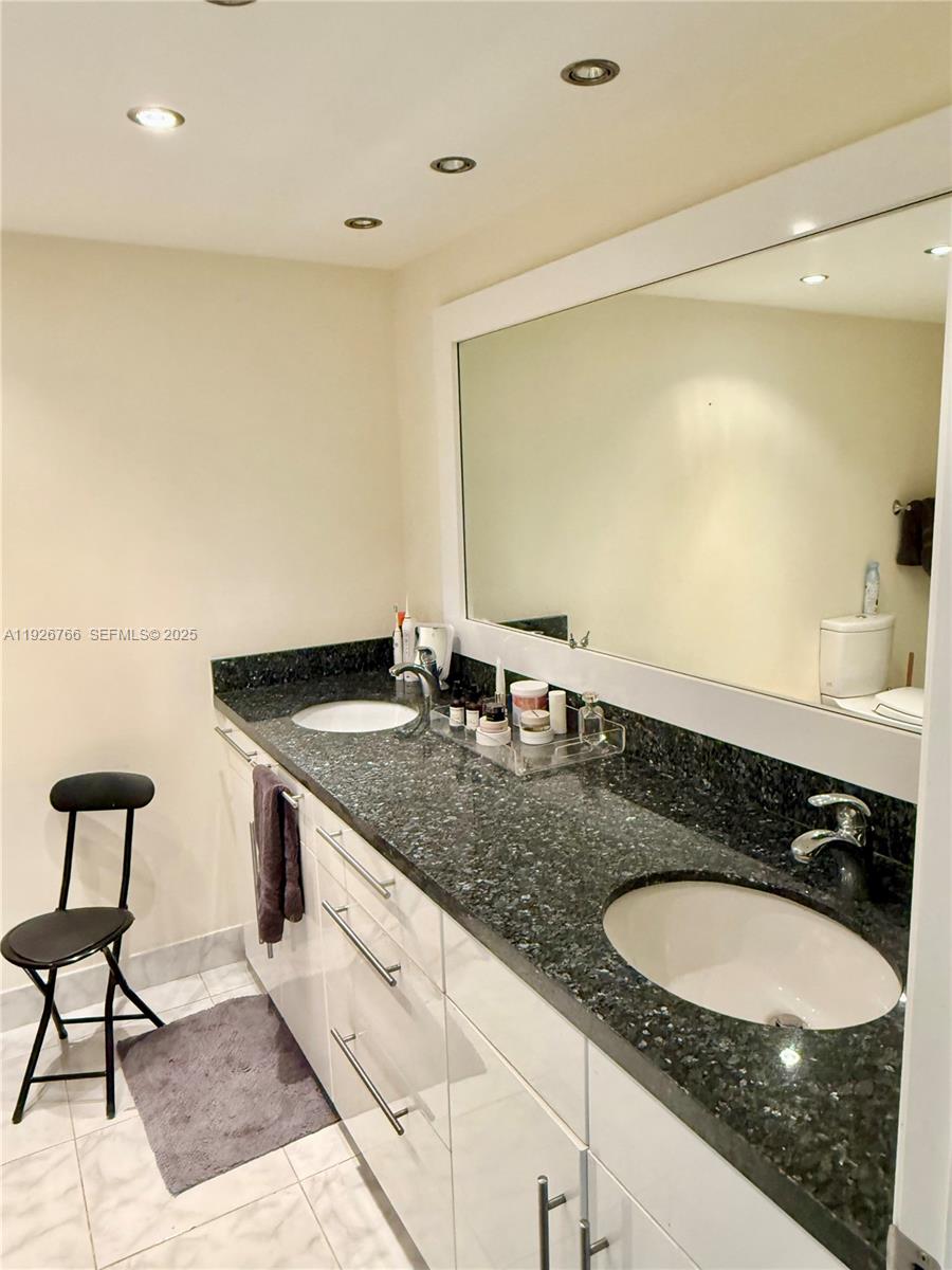 Photo of 1890 Ocean Dr #1907, Hallandale Beach, Florida, 33009 -