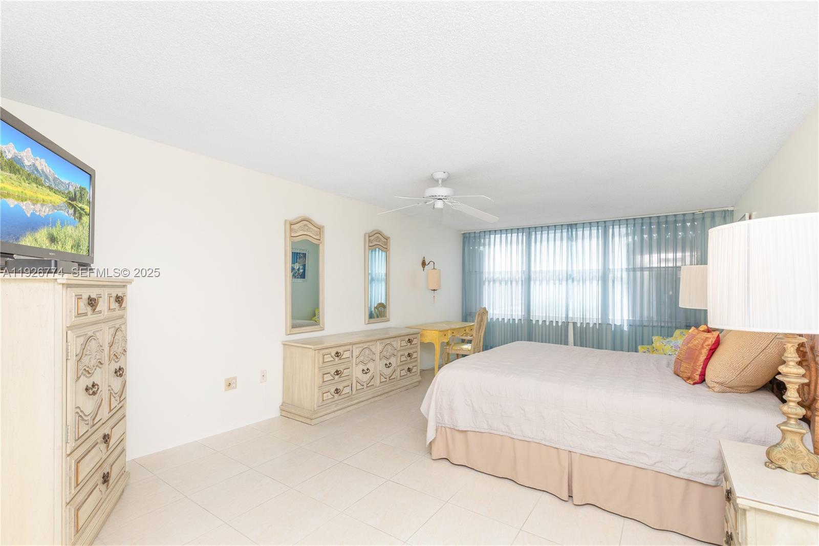 Photo of 2751 Ocean Dr #208S, Hollywood, Florida, 33019 -
