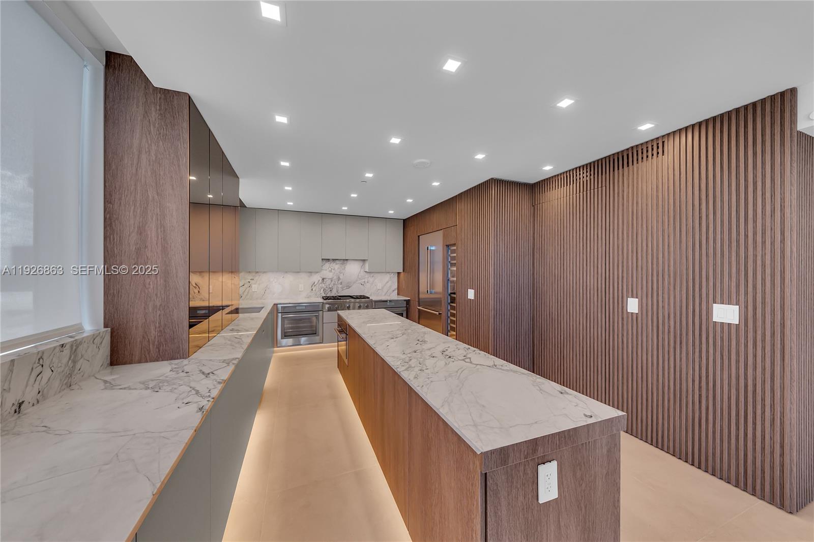 Photo of 3535 Ocean Dr  #1003, Hollywood, Florida, 33019 - 