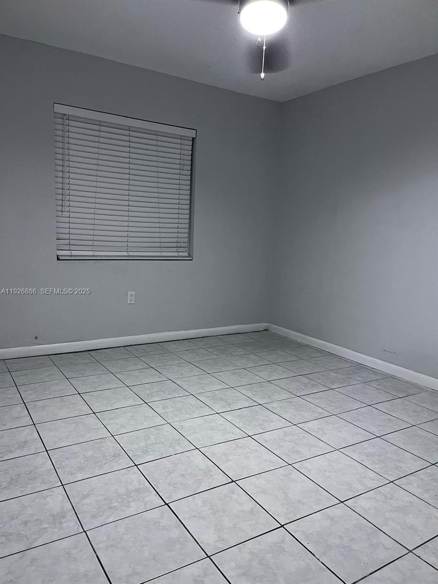 Ver detalles / 1290 sq. ft. $ 2025-12-08 0 foto