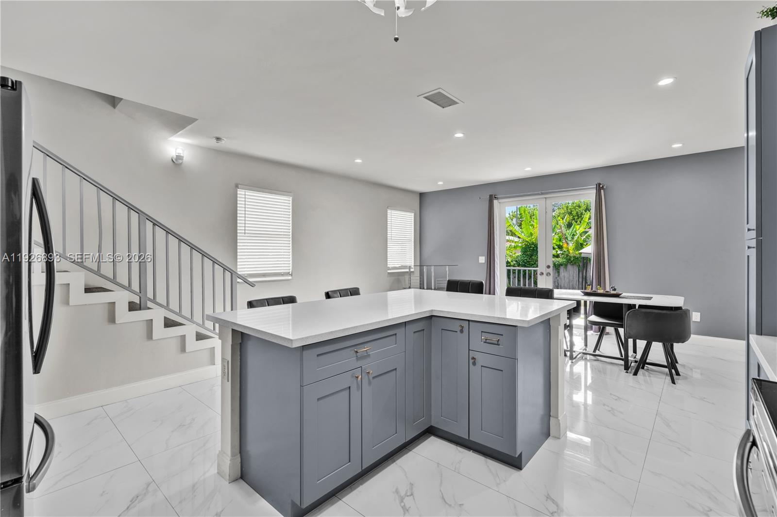 See details / 4248 sq. ft. $ 2026-06-02 0 Photo