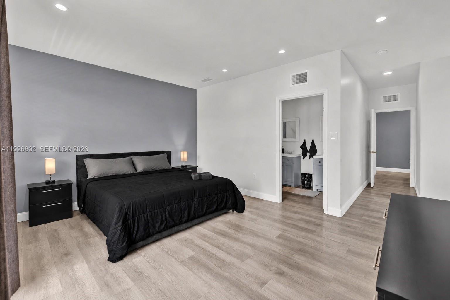 See details / 4248 sq. ft. $ 2026-06-02 0 Photo