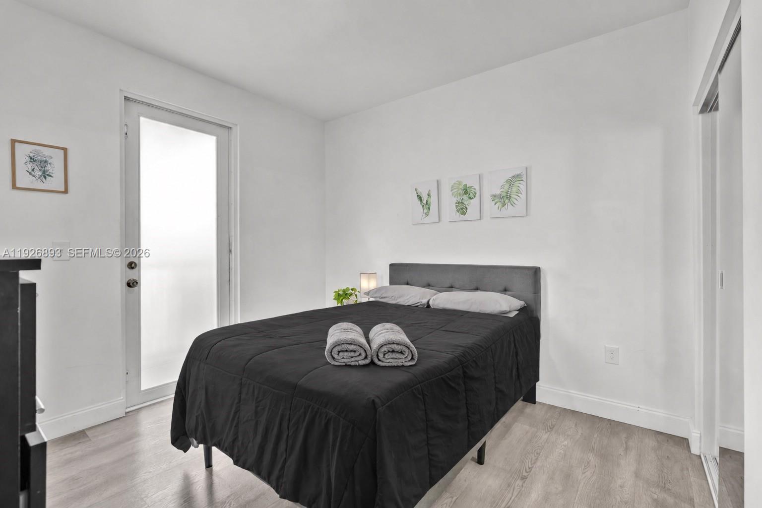 See details / 4248 sq. ft. $ 2026-06-02 0 Photo