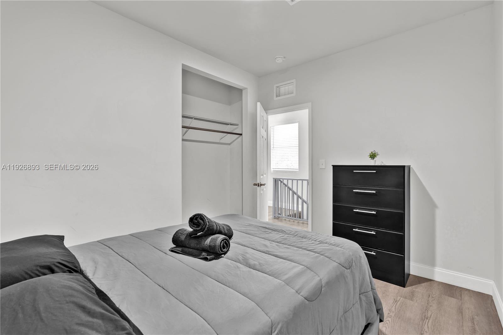 See details / 4248 sq. ft. $ 2026-06-02 0 Photo