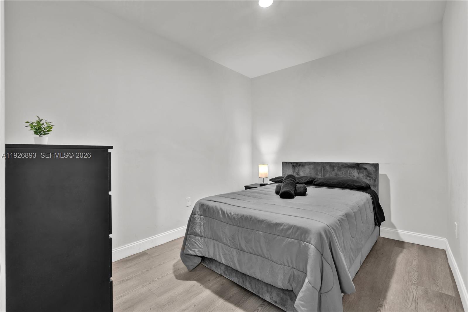 See details / 4248 sq. ft. $ 2026-06-02 0 Photo