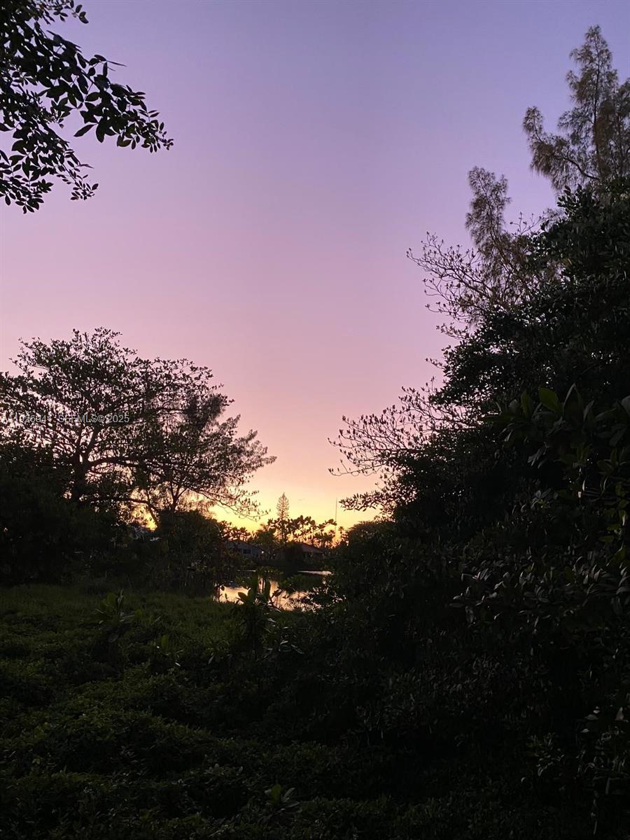 See details / sq. ft. $ 2025-12-08 0 Photo