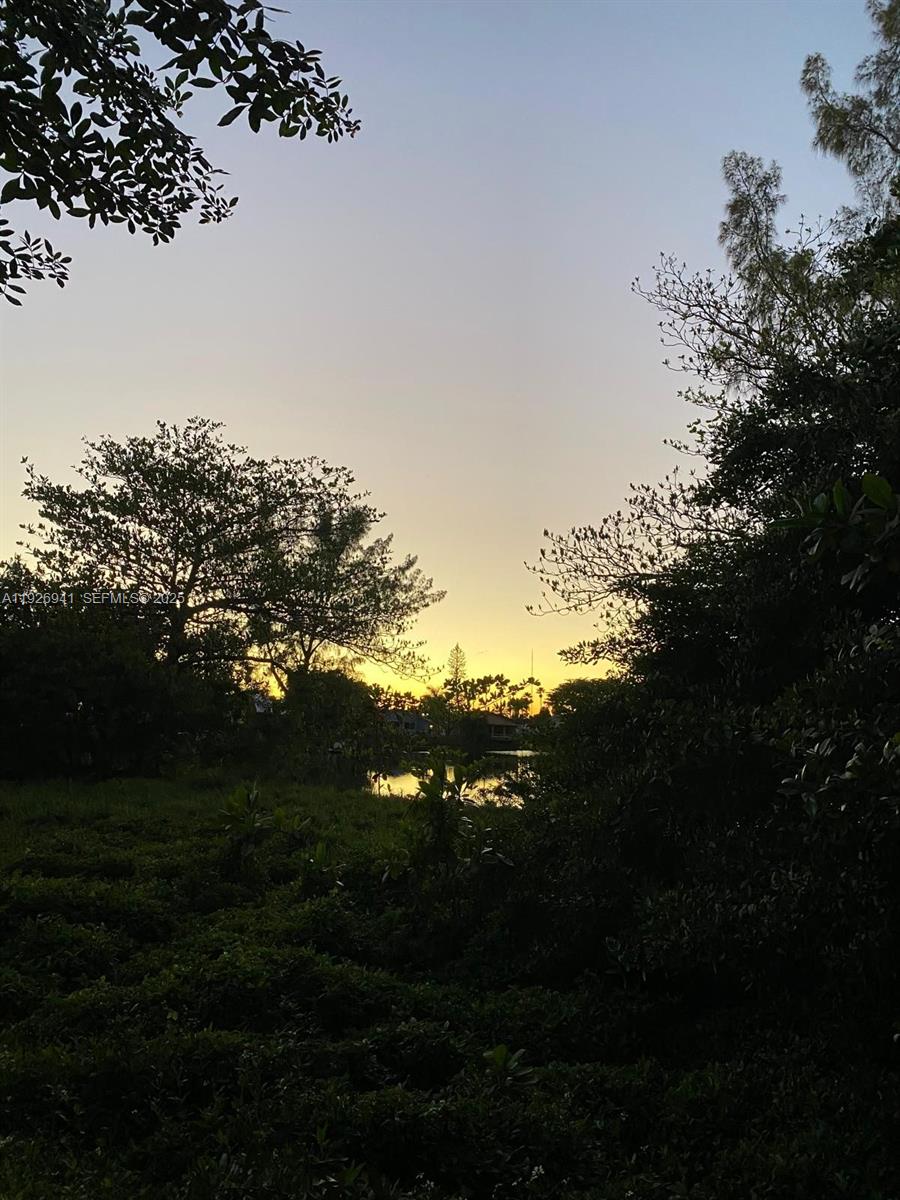 See details / sq. ft. $ 2025-12-08 0 Photo