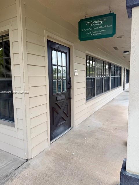 405  /   кв.футов $ 2026-02-13 0 Фото