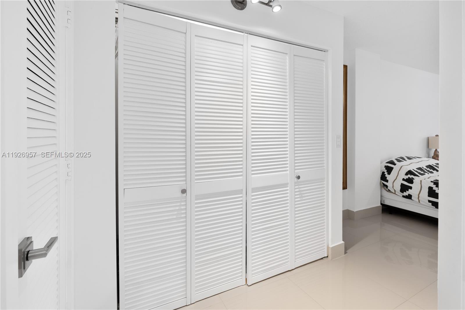 Photo of 1849 Ocean Dr #212, Hallandale Beach, Florida, 33009 -