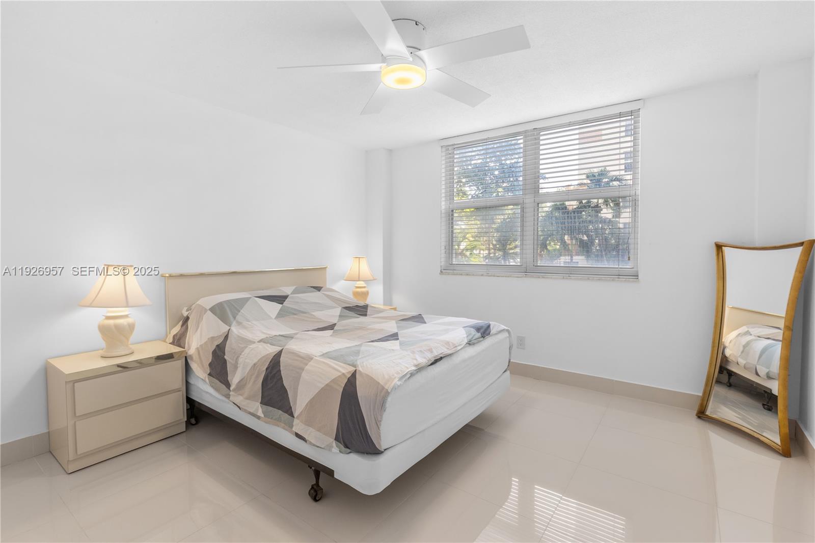 Photo of 1849 Ocean Dr #212, Hallandale Beach, Florida, 33009 -