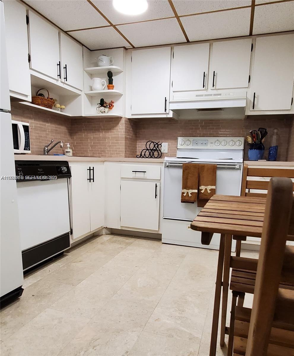 603 2 / 2 1331 sq. ft. $ 2025-12-08 0 Photo