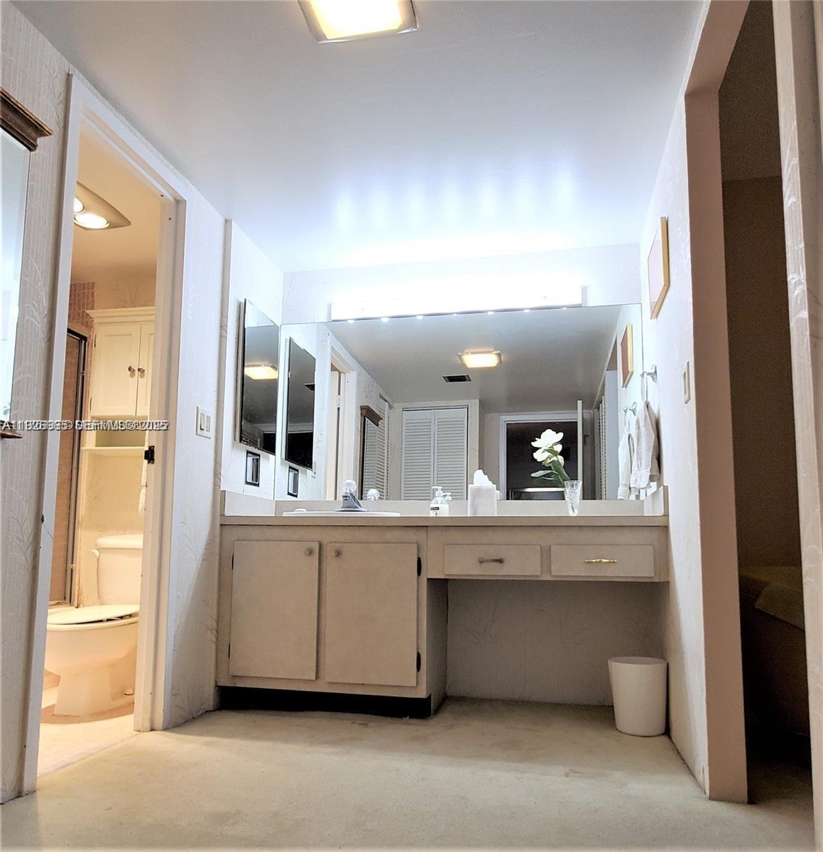 603 2 / 2 1331 sq. ft. $ 2025-12-08 0 Photo